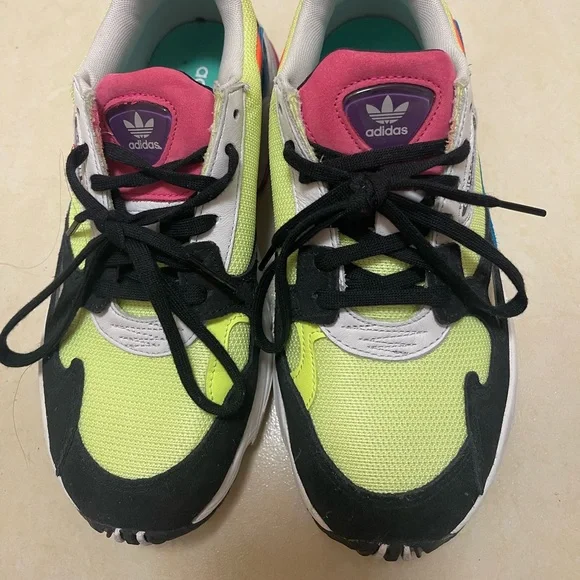 adidas gazelle silver green womens adidas EF4806 Torsion Trdc Mens Running Shoe